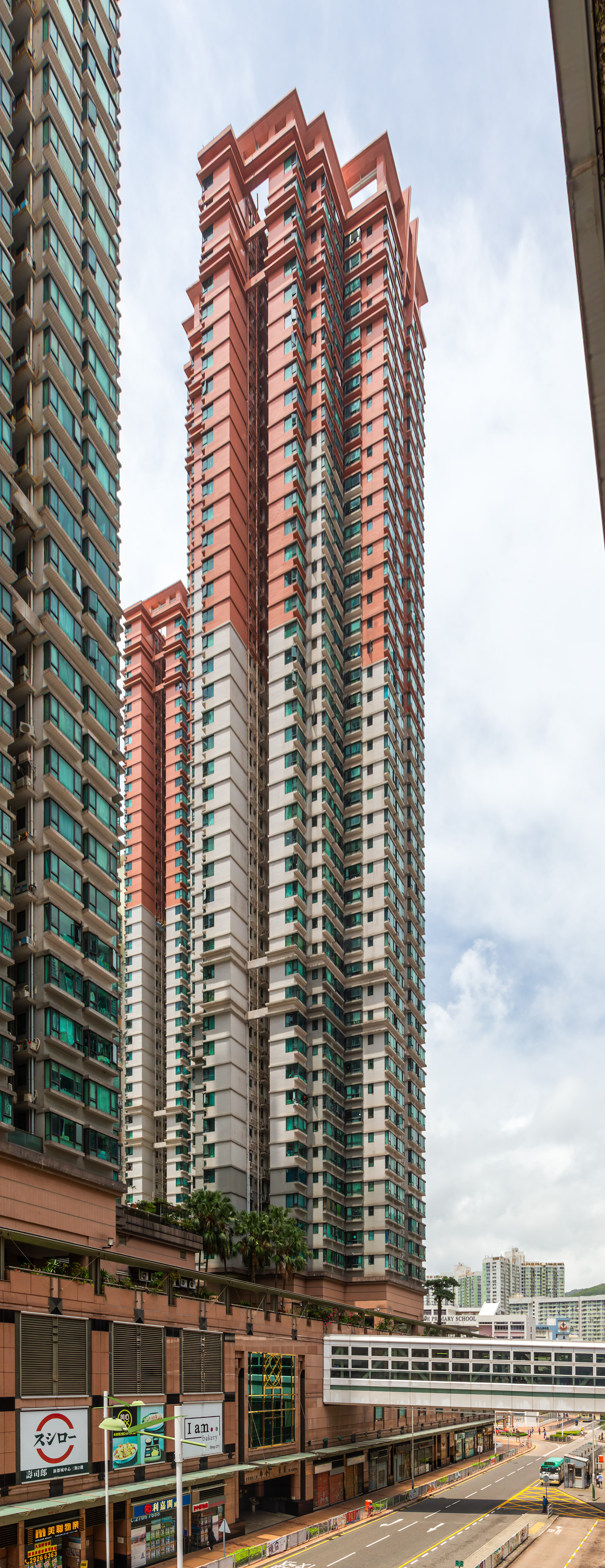 Metropolis Tower 2, Hong Kong - View from the east. © Mathias Beinling